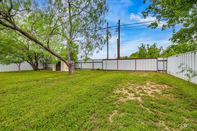 1818 Spaulding, San Angelo, TX 76905