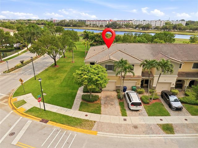 324 NE 194th Lane, Miami, FL 33179