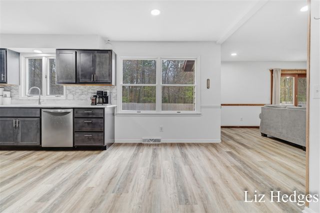 8756 Westwood Lane, Montague, MI 49437