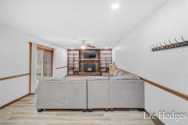 8756 Westwood Lane, Montague, MI 49437