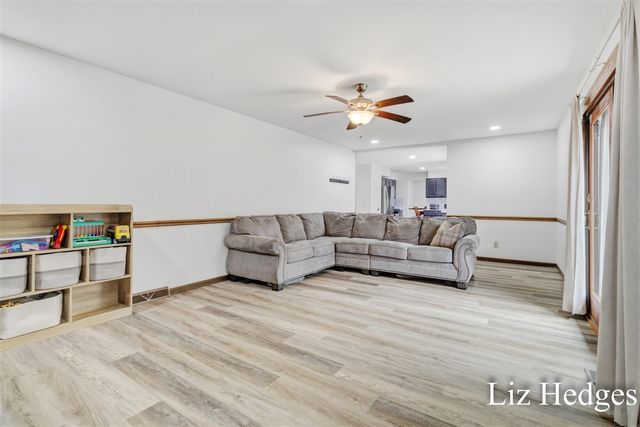 8756 Westwood Lane, Montague, MI 49437