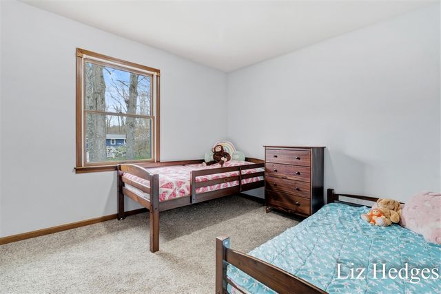 8756 Westwood Lane, Montague, MI 49437