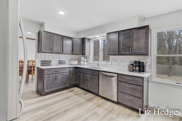 8756 Westwood Lane, Montague, MI 49437