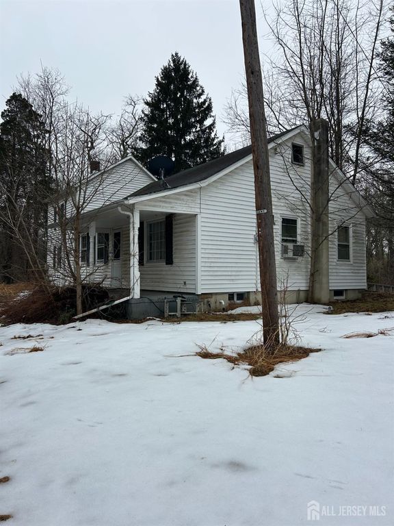 121 E UNION VALLEY Road, Monroe, NJ 08831