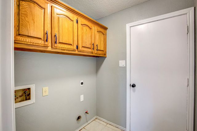 3914 Meadow Drive, Grapevine, TX 76051