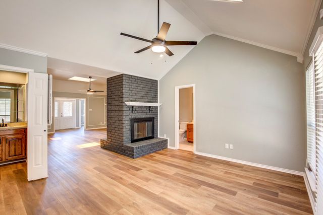 3914 Meadow Drive, Grapevine, TX 76051