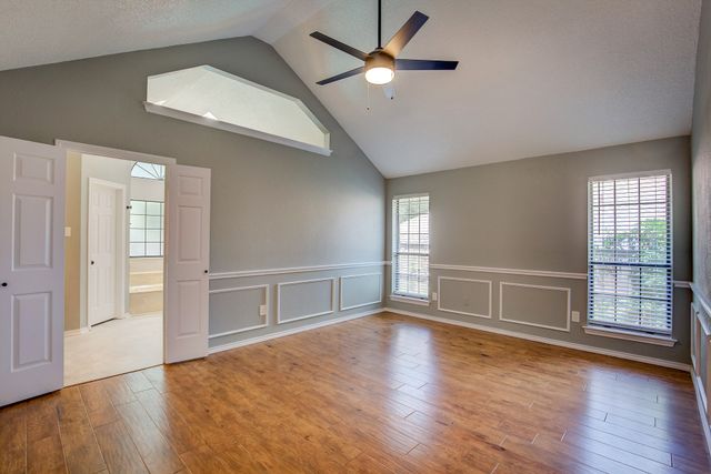 3914 Meadow Drive, Grapevine, TX 76051