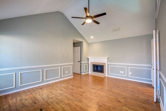 3914 Meadow Drive, Grapevine, TX 76051