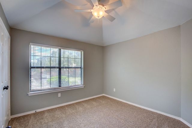 3914 Meadow Drive, Grapevine, TX 76051