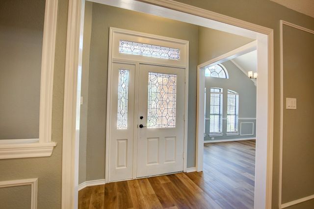 3914 Meadow Drive, Grapevine, TX 76051