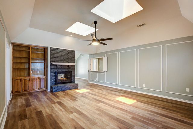 3914 Meadow Drive, Grapevine, TX 76051
