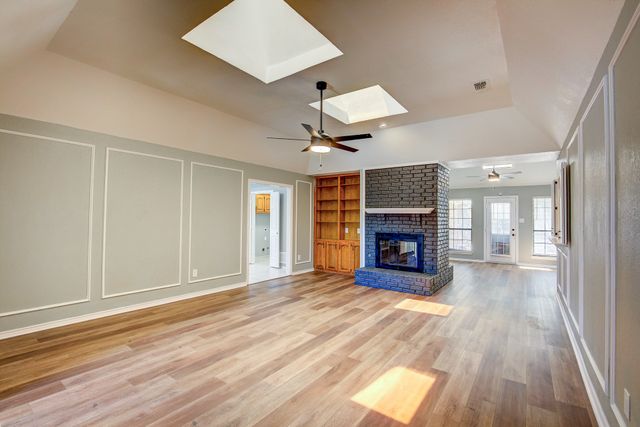 3914 Meadow Drive, Grapevine, TX 76051