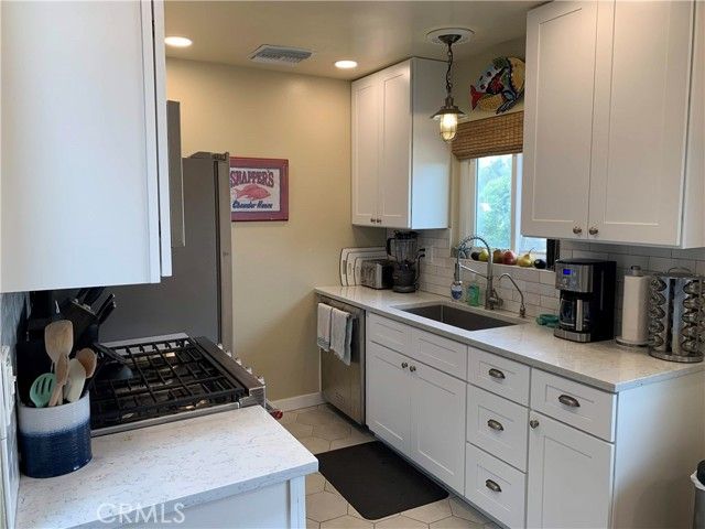 3080 Lincoln Street 18, Carlsbad, CA 92008