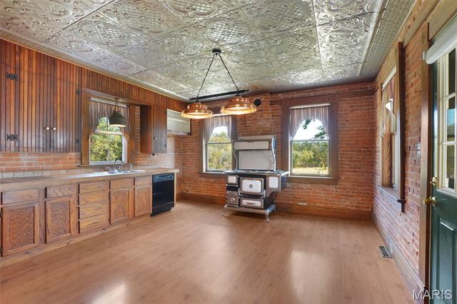 5088 Highway KK, New Haven, MO 63068