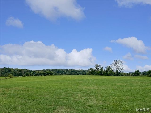 5088 Highway KK, New Haven, MO 63068