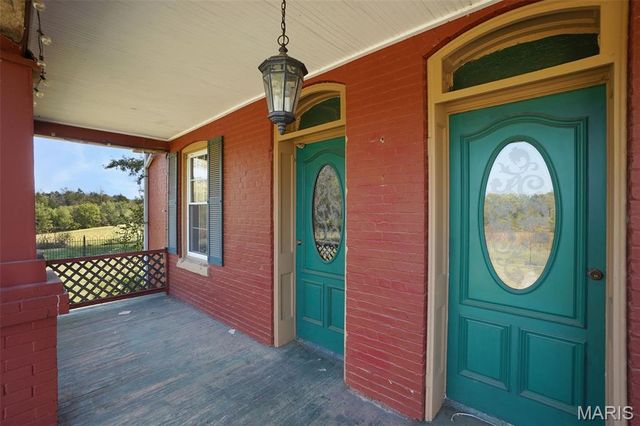 5088 Highway KK, New Haven, MO 63068