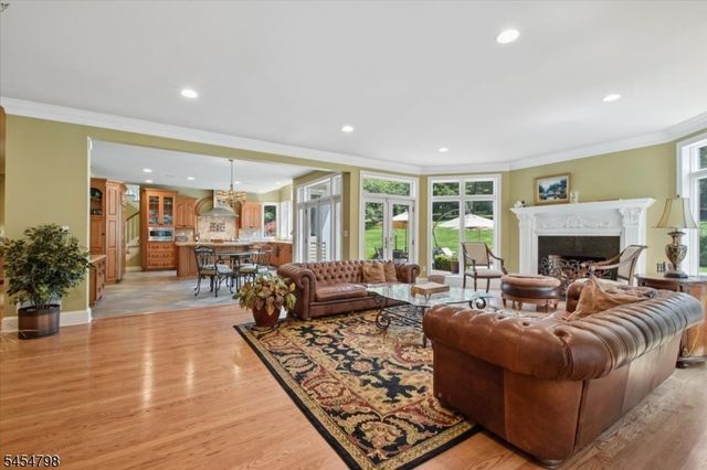 7 Martin Ln, Mendham Twp., NJ 07960