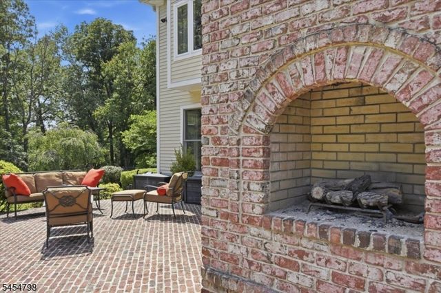 7 Martin Ln, Mendham Twp., NJ 07960