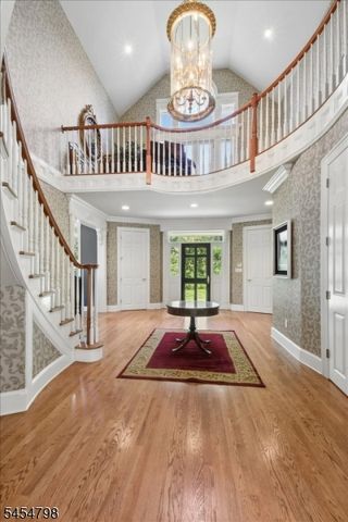 7 Martin Ln, Mendham Twp., NJ 07960
