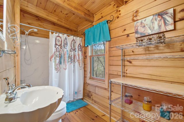 3455 Valley Drive, Lenoir, NC 28645