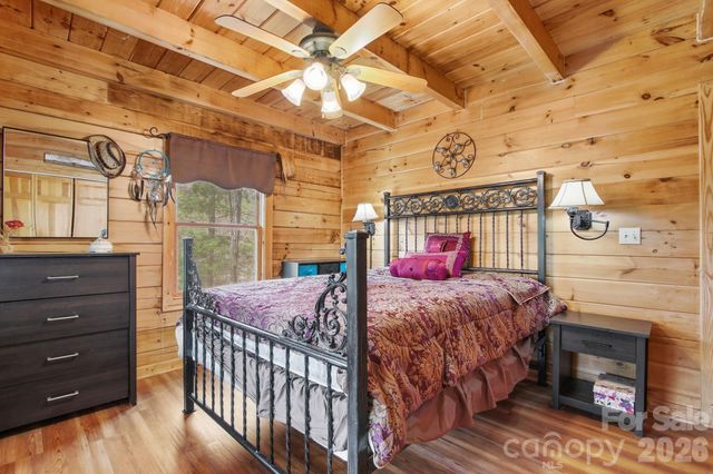 3455 Valley Drive, Lenoir, NC 28645