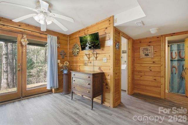 3455 Valley Drive, Lenoir, NC 28645