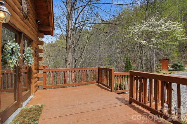 3455 Valley Drive, Lenoir, NC 28645