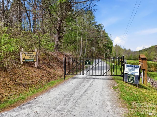 3455 Valley Drive, Lenoir, NC 28645