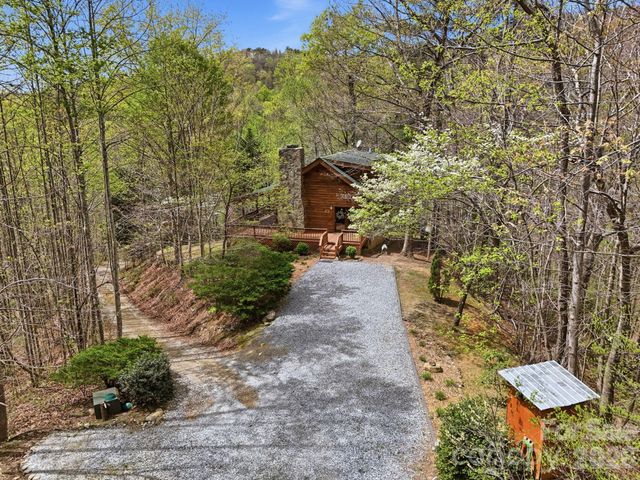 3455 Valley Drive, Lenoir, NC 28645