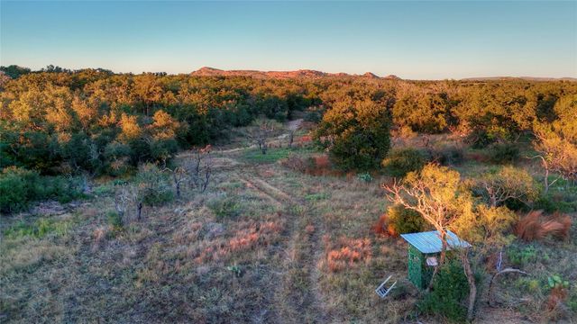 18248 Bode Peak RD, Pontotoc, TX 76869