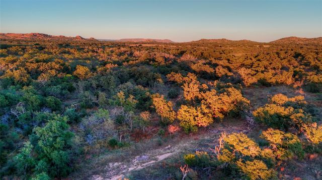 18248 Bode Peak RD, Pontotoc, TX 76869