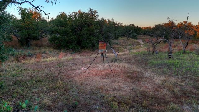 18248 Bode Peak RD, Pontotoc, TX 76869