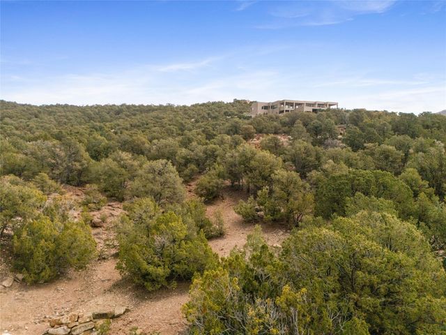 1961 Cerros Colorados, Santa Fe, NM 87501
