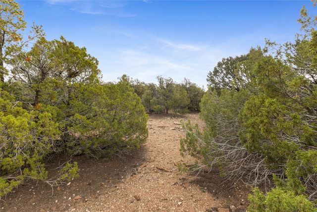 1961 Cerros Colorados, Santa Fe, NM 87501