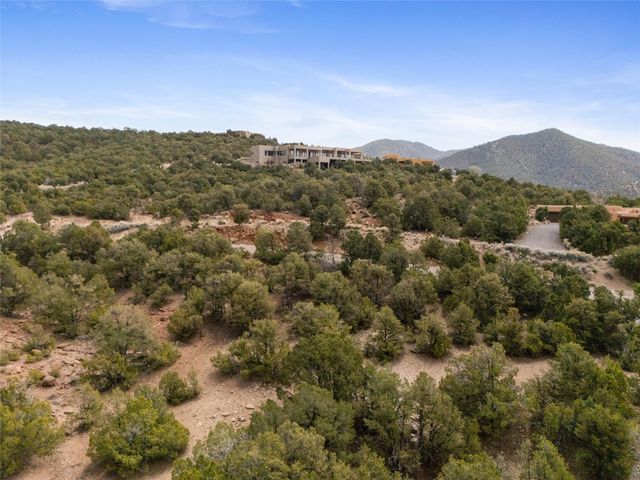 1961 Cerros Colorados, Santa Fe, NM 87501
