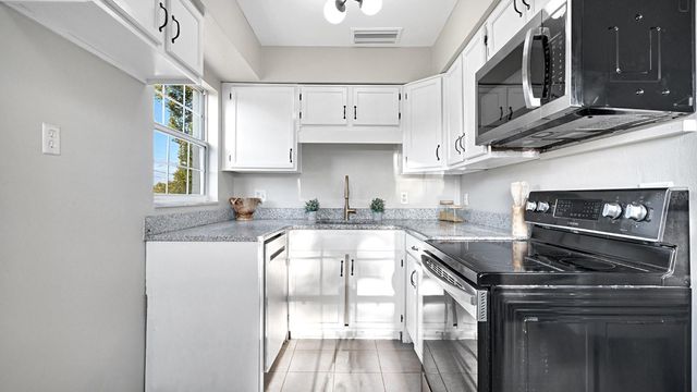 134 JEWEL DRIVE, Altamonte Springs, FL 32714