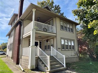 2420 E Market Street 1, Akron, OH 44312