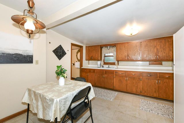 S106W20110 N Shore DRIVE, Muskego, WI 53150