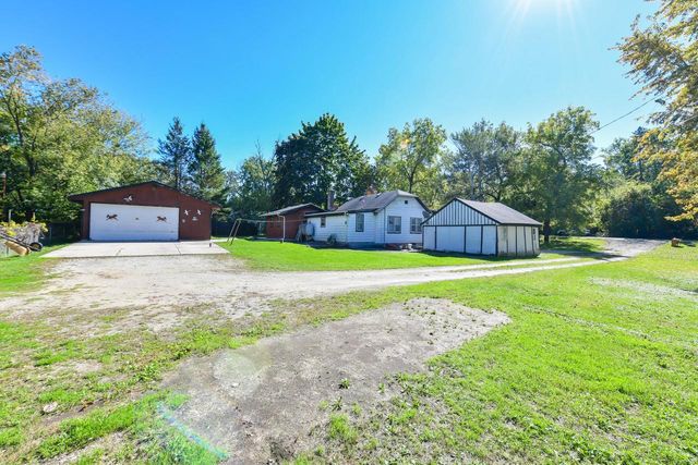 S106W20110 N Shore DRIVE, Muskego, WI 53150