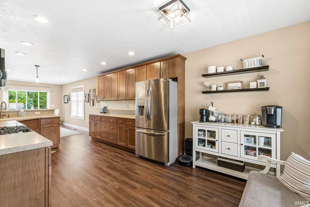 54172 Angeline Drive, Bristol, IN 46507