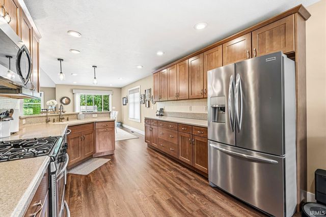 54172 Angeline Drive, Bristol, IN 46507