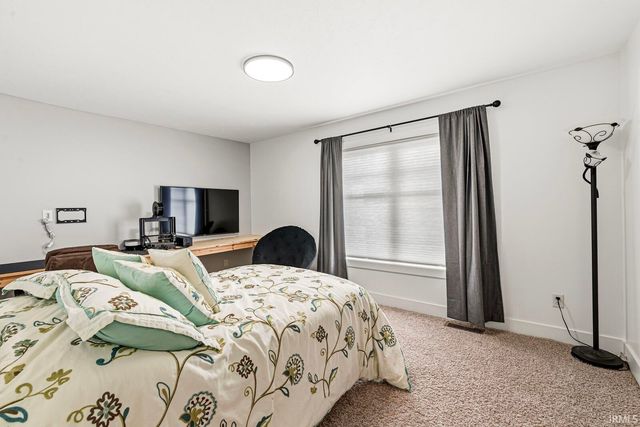 54172 Angeline Drive, Bristol, IN 46507