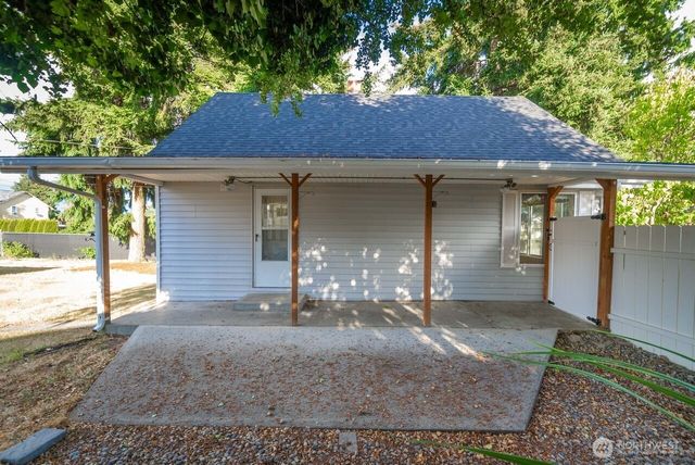 821 E 60th Street, Tacoma, WA 98404