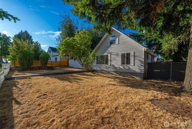 821 E 60th Street, Tacoma, WA 98404