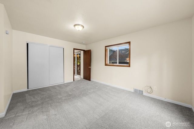 821 E 60th Street, Tacoma, WA 98404