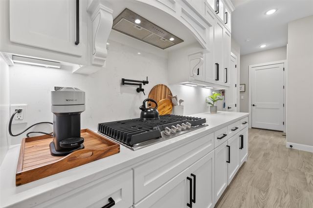 87 Waterford Way, Montgomery, TX 77356