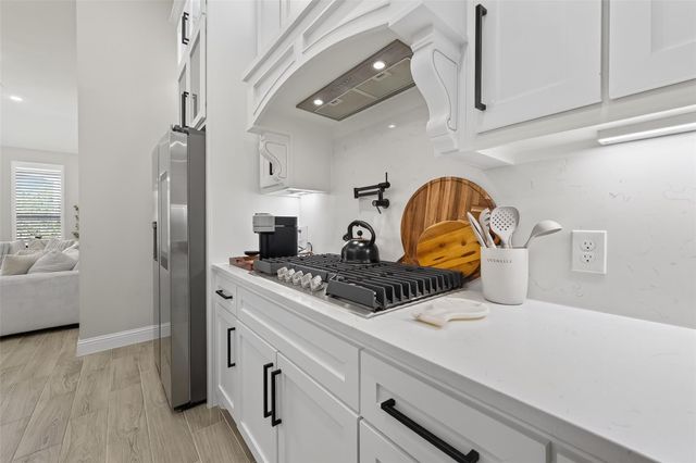 87 Waterford Way, Montgomery, TX 77356