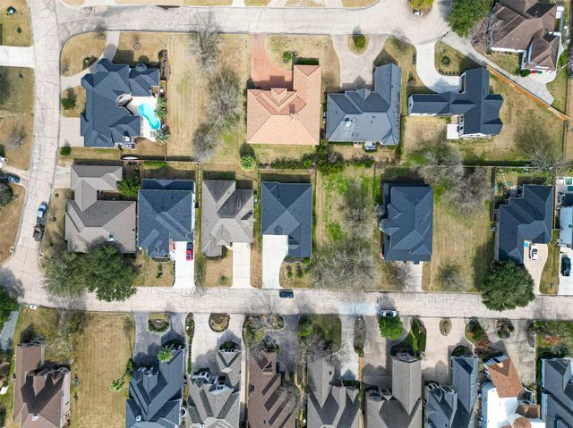 87 Waterford Way, Montgomery, TX 77356