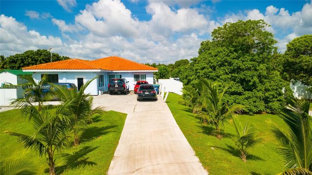36520 SW 214th Ave, Homestead, FL 33034