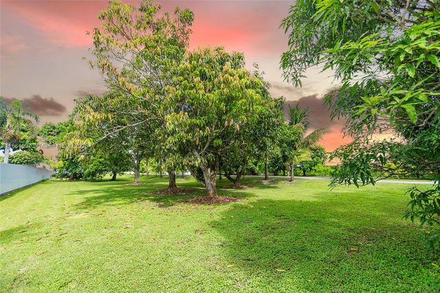 36520 SW 214th Ave, Homestead, FL 33034